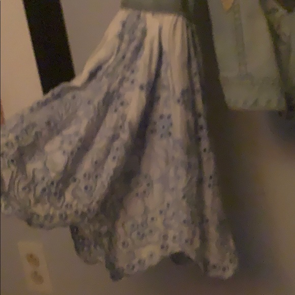 Boston Proper Denim Jacket - Picture 4 of 8